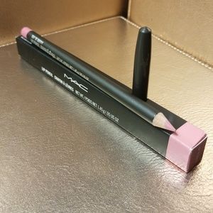 MAC Hip 'N' Happy Lip Pencil